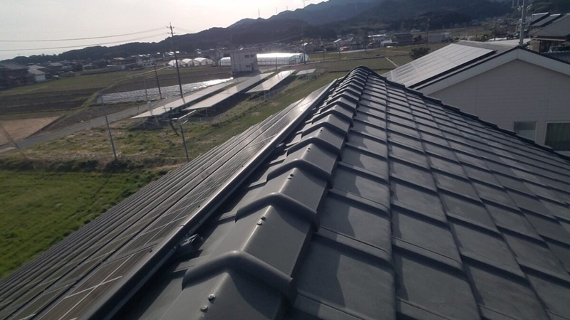 新城市:屋根瓦修繕工事